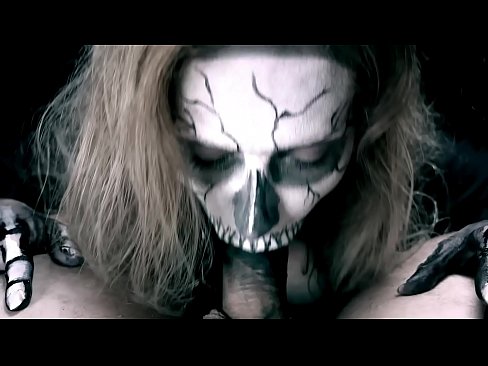 ❤️ Intombazana yedemon incanca iqhude ngomlomo wayo omnyama kunye nokuginya i-cum. ❤️ kwi-xh.pornogroupp.ru